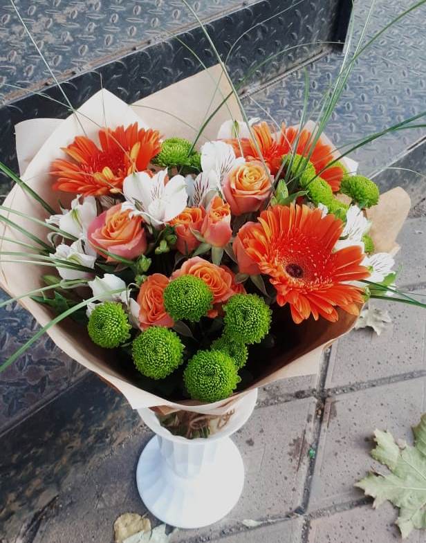 Букет цветов из: Герберы, Хризантемы, Альстромерии и Розы в Судислово