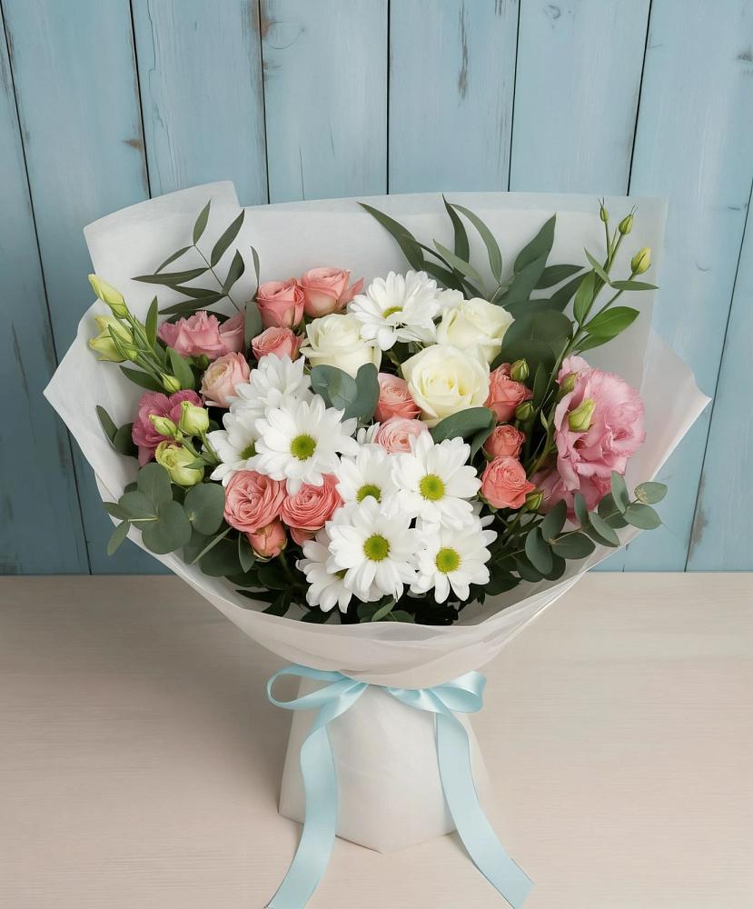 Букет цветов из: Розы, Лизиантусы и Хризантемы в Судислово