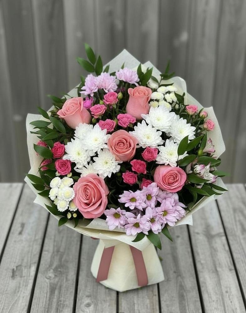 Букет цветов из: Альстромерии, Гвоздики, Розы и Хризантемы в Судислово