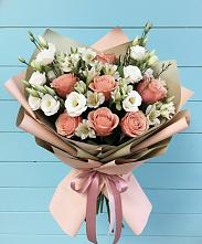 Букет цветов из:  Розы, Альстромерии и Лизиантусы в Судислово
