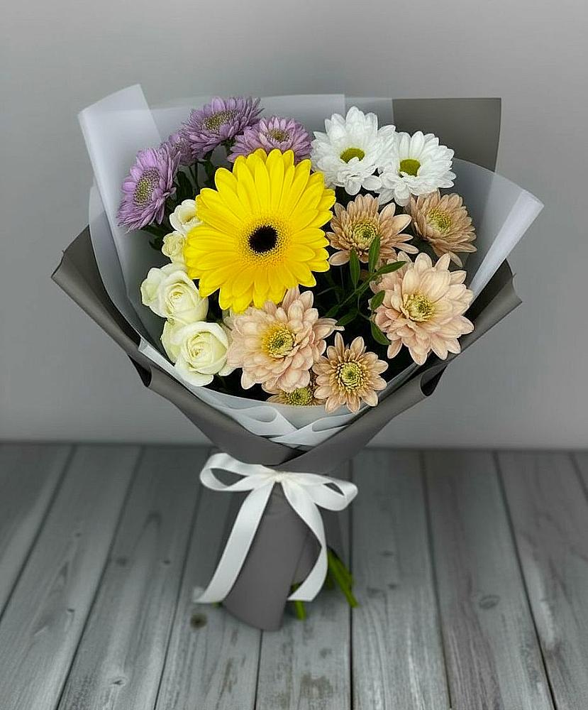 Букет цветов из: Розы, Герберы и Хризантемы в Судислово