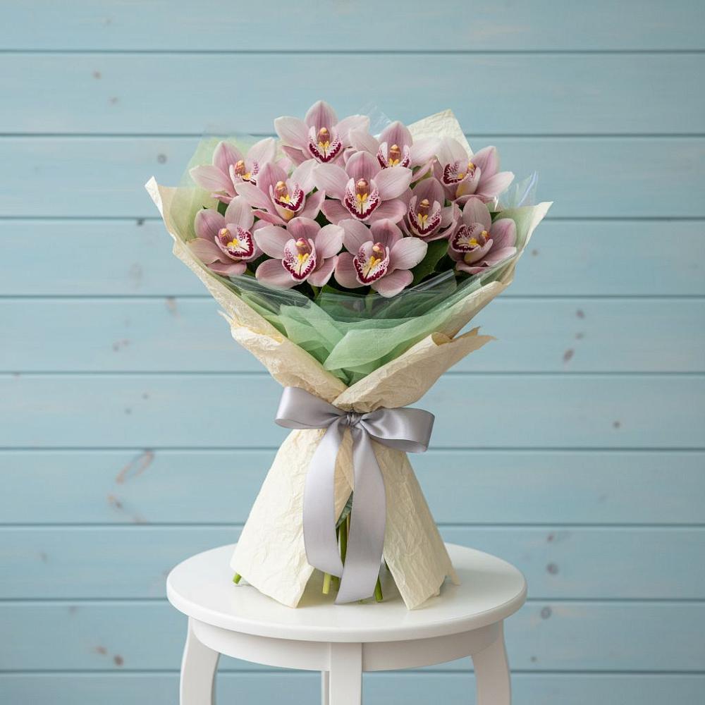 Букет цветов из: Орхидеи и Розы в Судислово