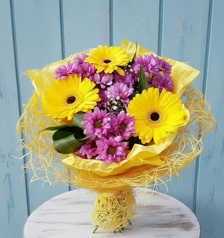 Букет цветов из: Хризантемы и Герберы в Судислово