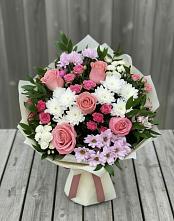 Букет цветов из:  Альстромерии, Гвоздики, Розы и Хризантемы в Судислово