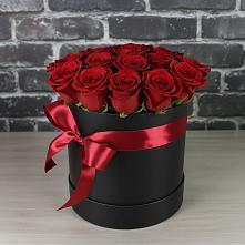 Цветочная композиция из Розы в шляпной коробке #REPLACE_PRED# Судислово