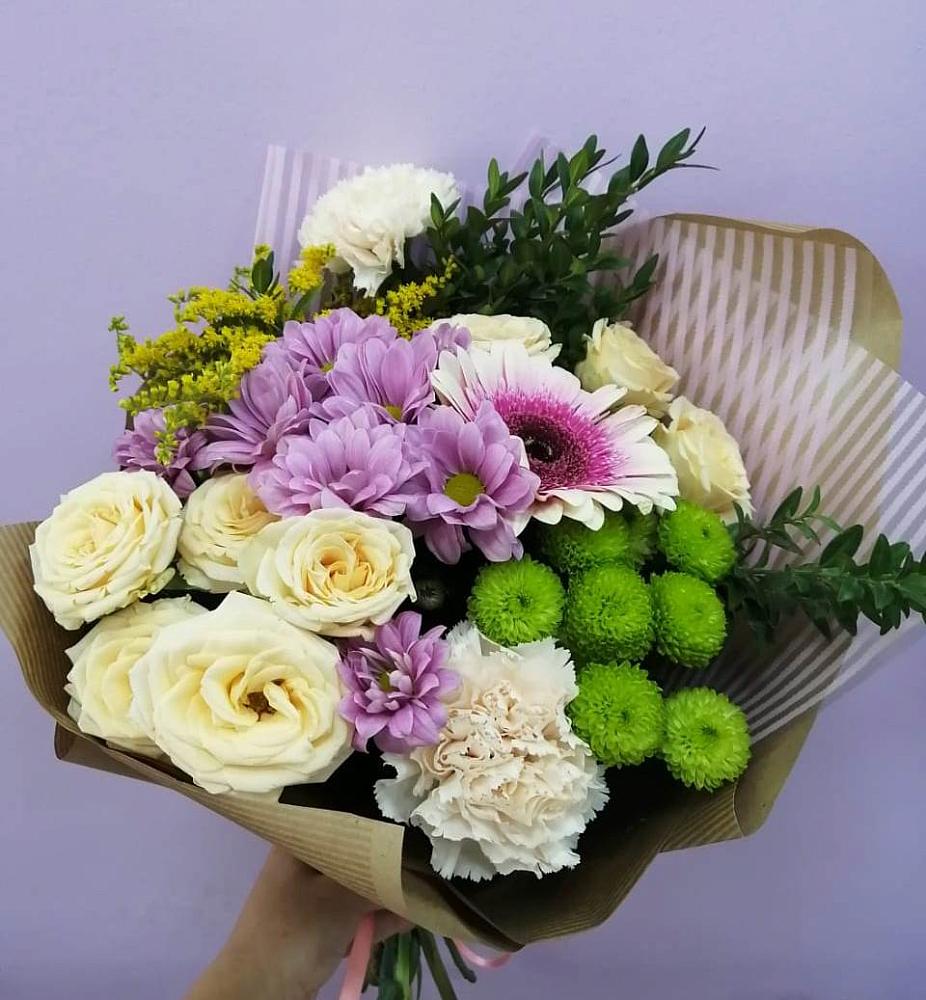 Букет цветов из: Хризантемы, Розы, Гвоздики и Герберы в Судислово