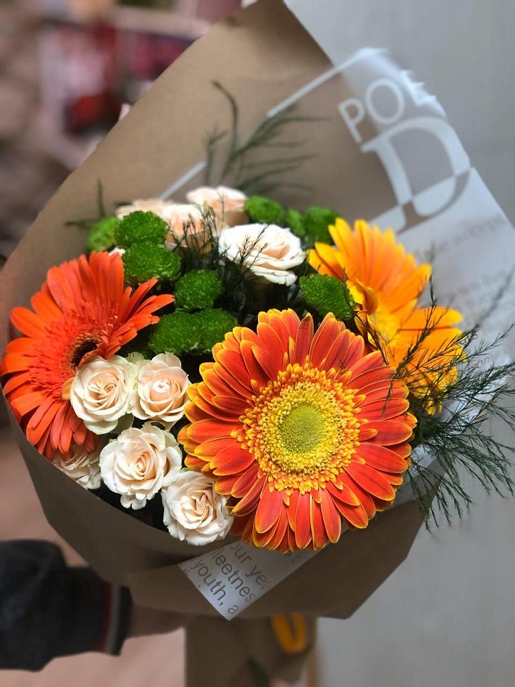 Букет цветов из: Герберы, Хризантемы и Розы в Судислово