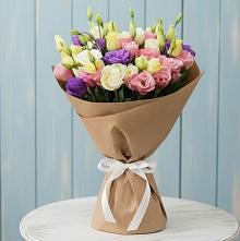 Букет цветов из:  Лизиантусы в Судислово